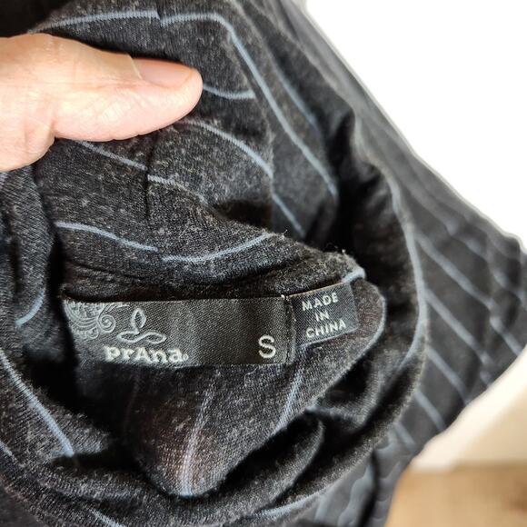 Prana Foundation Turtleneck Top Modal‎ Women's Small Charcoal Heather Stripe - Picture 8 of 10